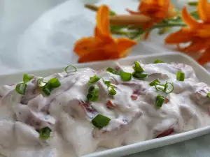 Ensalada con Requesón, Mayonesa y Yogur