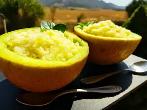 Postre fresco de verano con melón