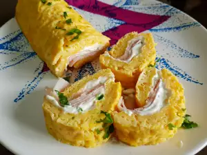 Rollito de tortilla con queso crema