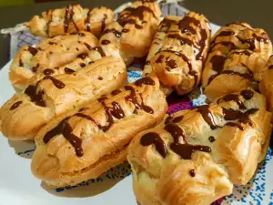 Еclairs con relleno de chocolate