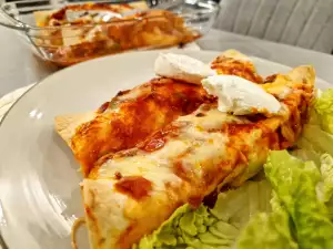 Enchiladas de pollo con crema agria