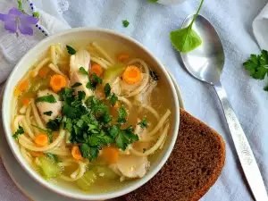 Sopa de pollo inglesa