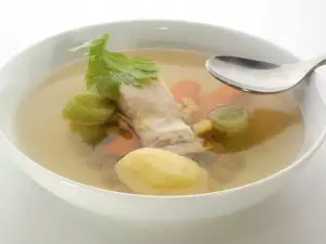 ¿Cómo preparar caldo de pescado?