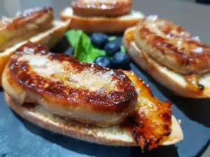 Pinchos de foie con manzanas caramelizadas