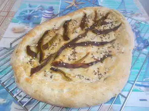 Focaccia con cerveza, pimientos y semillas