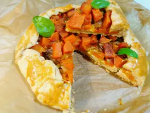 Galette con calabaza, queso feta y puerros