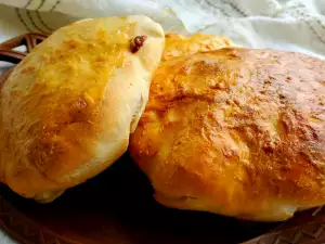 Khachapuri georgiano con queso