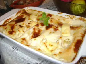 Canelones con tres quesos y salsa bechamel