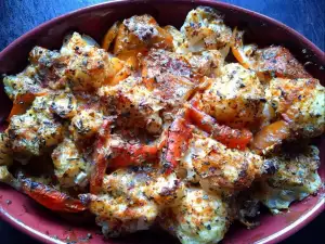 Coliflor al horno con pimientos