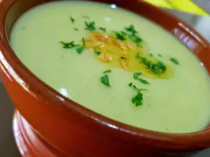 Crema de patatas con ajo