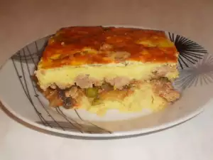 Gratinado de patatas con verdura y carne