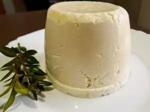 Queso de oveja casero