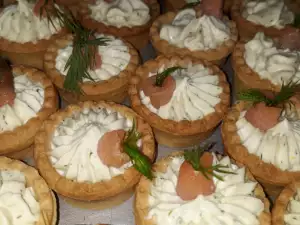 Cestas de salmón y queso crema