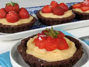 Tartaletas de fruta con crema de vainilla