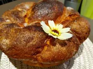 Brioche Cozonac con un huevo