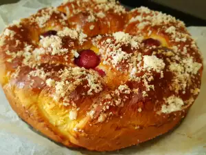 Roscón de brioche con cerezas