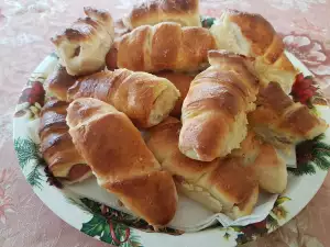 Bollos con salchicha alemana para niños y mayores