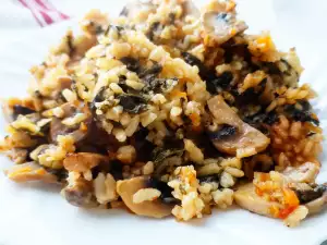 Arroz con vinagrera y champiñones