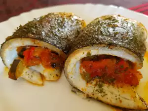 Rollitos de lubina con relleno de verduras