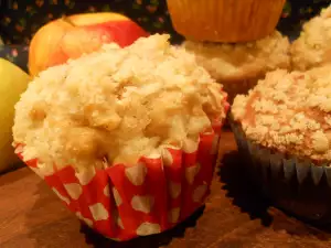 Muffins con puré de manzana y cobertura