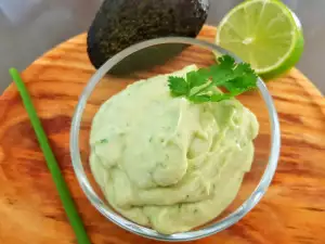 Mousse de aguacate con cilantro