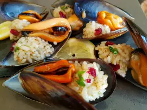 Mejillones con arroz al estilo turco