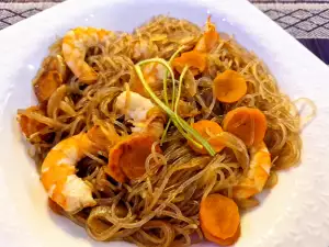 Fideos de arroz con gambas (receta fácil y rápida)