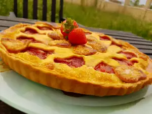 Pie de fresas frescas con un toque de vainilla