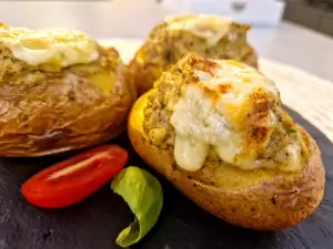 Patatas rellenas de brócoli y cheddar