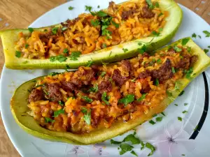 Calabacín al horno relleno de carne picada