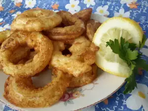 Aros de cebolla rebozados