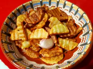 Patatas fritas al ajillo