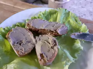 Paté de hígado en tarros