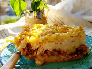 Pastitsio griego con macarrones y carne picada