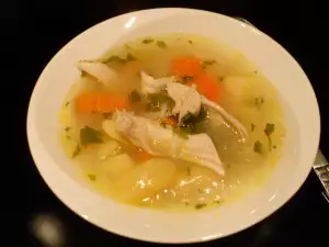 Sopa de pollo de mi cocina