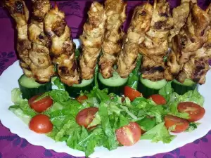 Brochetas de pollo (tiernas y jugosas)