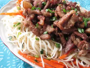 Cerdo con Noodles estilo Thai