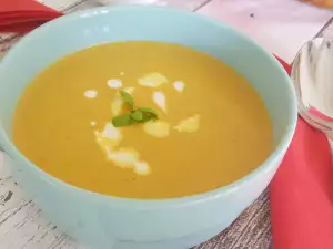 Sopa de patatas con leche de soja (receta vegana)