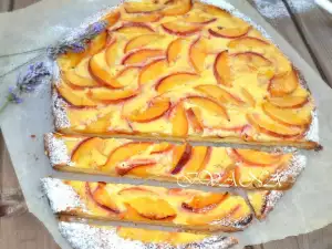 Tarta de melocotón con crema de yogur y queso