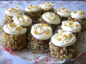 Pastelitos de manzana con relleno de pera