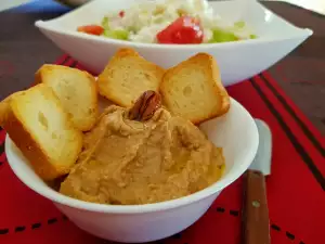 Estupendo aperitivo de untar con berenjena y ajo asado