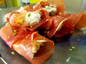 Rollitos de jamón con delicioso relleno