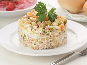 La Verdadera Ensaladilla Rusa