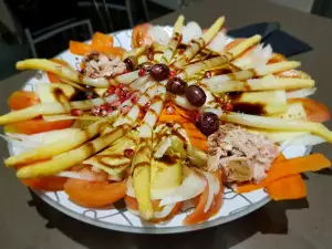 Ensalada abanico con granada y espárragos blancos