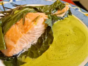 Salmón con crema de acelgas