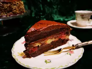 Pastel de chocolate y frambuesas