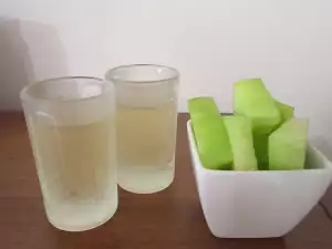 Chupitos de tequila y melón