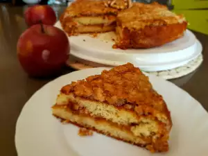 Pastel con puré de manzana