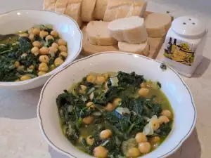 Espinacas con garbanzos al estilo árabe