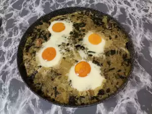 Espinacas con arroz y huevos al horno